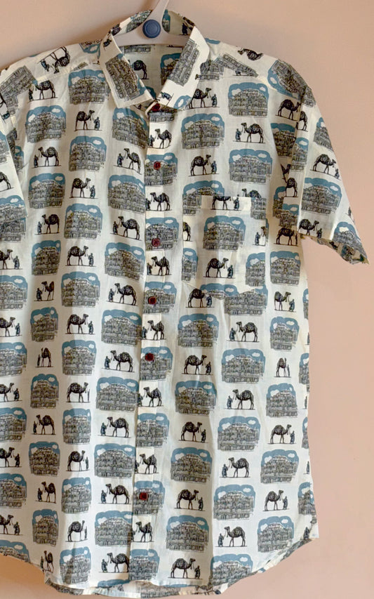 Off White With Mahal Motif Design Printed Men’s Half Sleeves Pure Cotton Shirt
