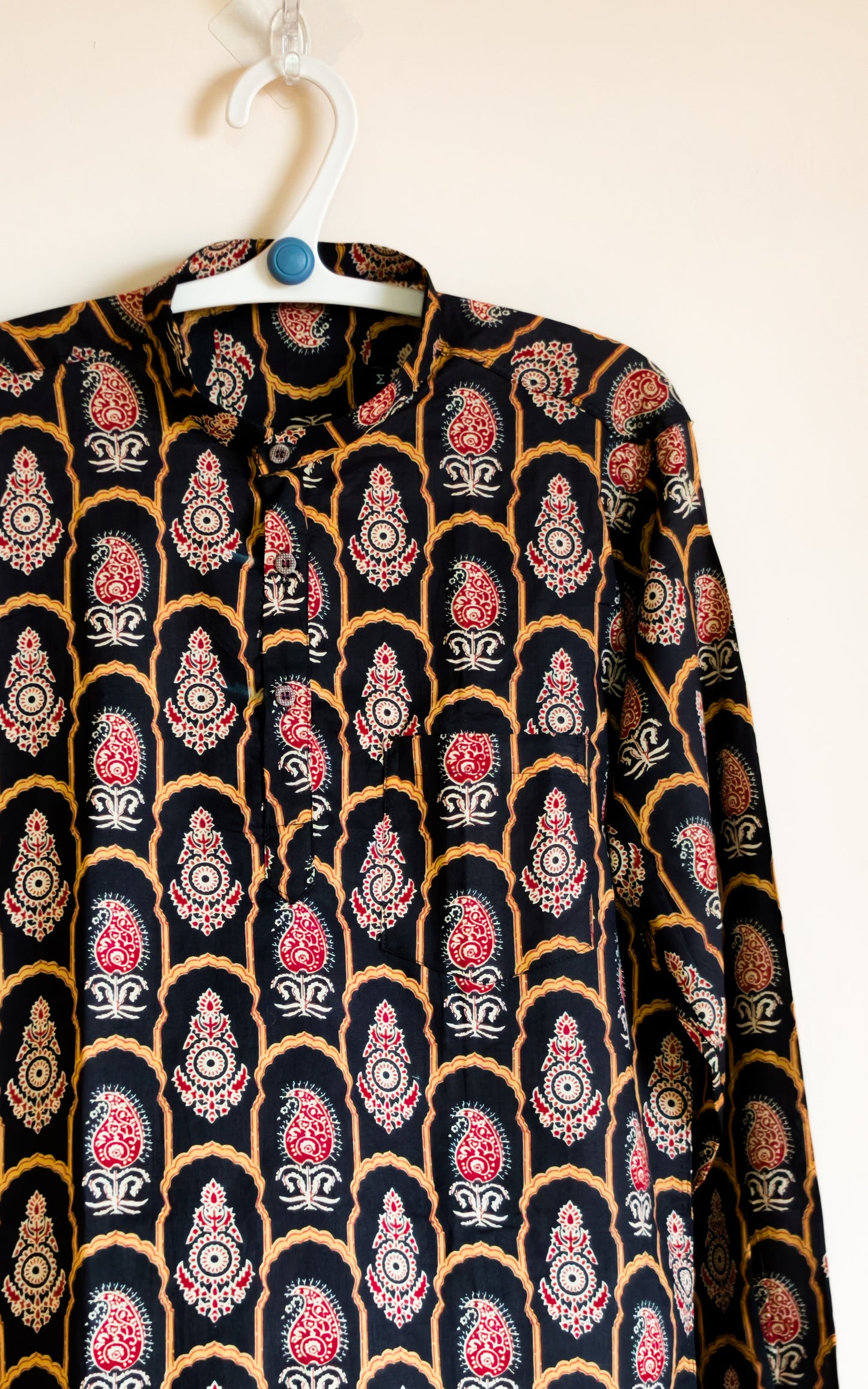 Black With Intricate Design Printed Men’s Pure Cotton Short Kurta