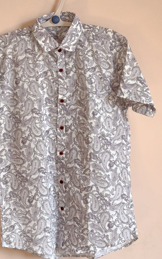Off White With Intricate design Printed Men’s Half Sleeves Pure Cotton Shirt